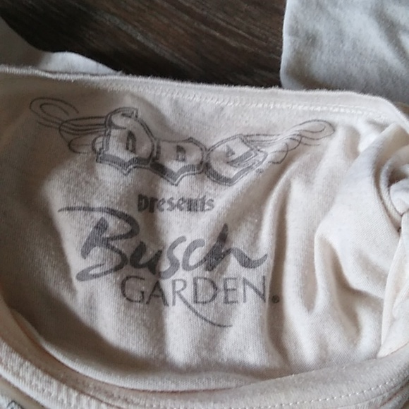 Vintage "doe" Busch gardens t shirt - Picture 3 of 4